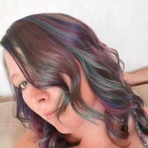 Meet your Posher, Amber